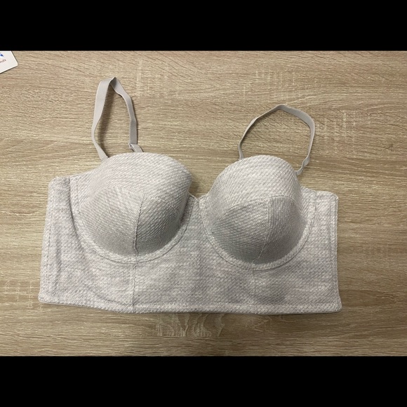 NWOT LA SENZA GORGEOUS UNDERWIRE BUSTIER BRA WITH REMOVAL STRAPS